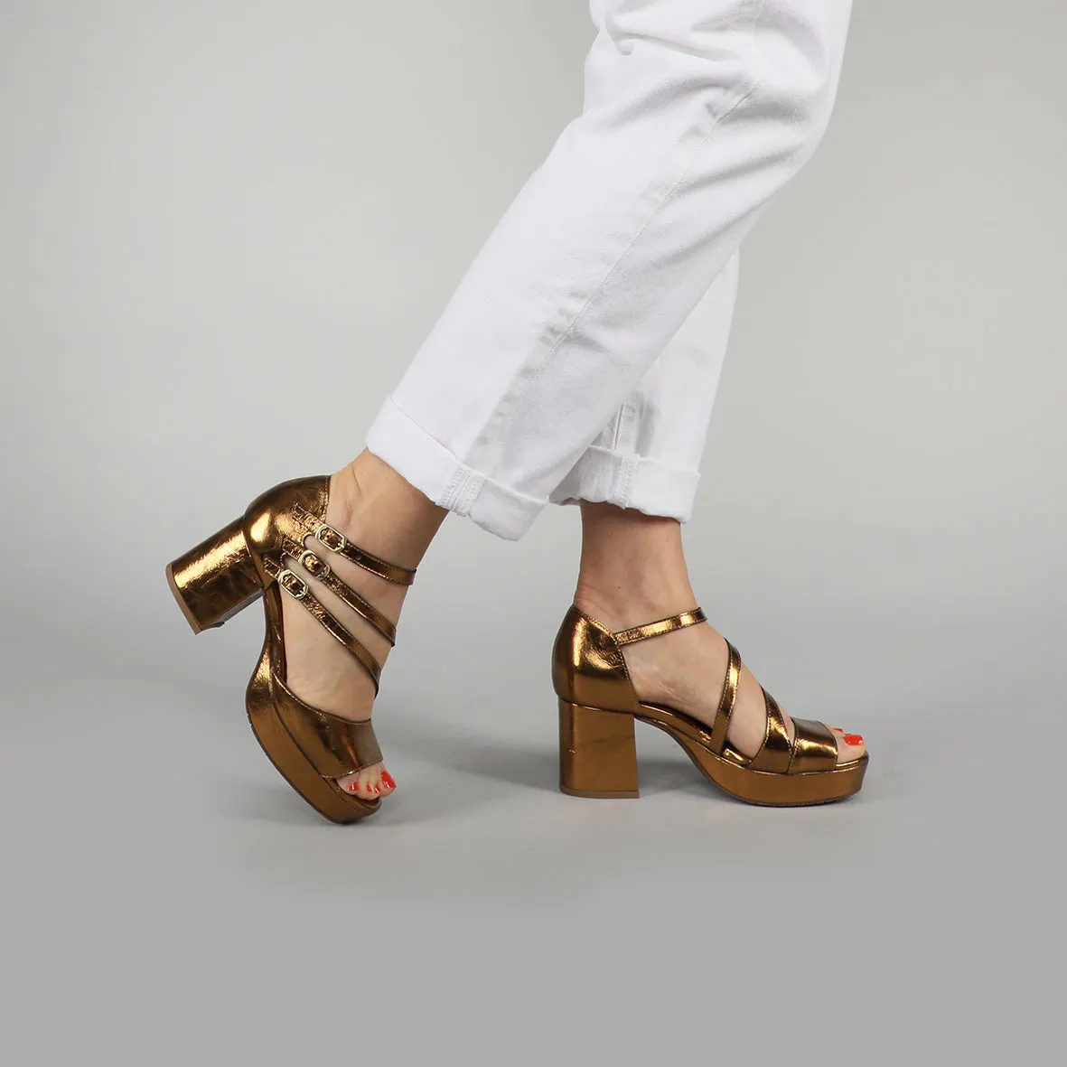 Carmen Bronze