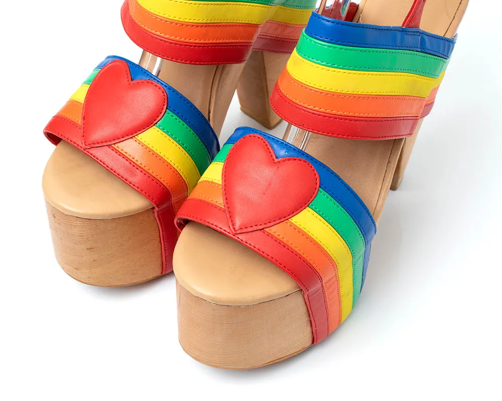 MODERN Hearts & Rainbows Platform Sandals | size US 9