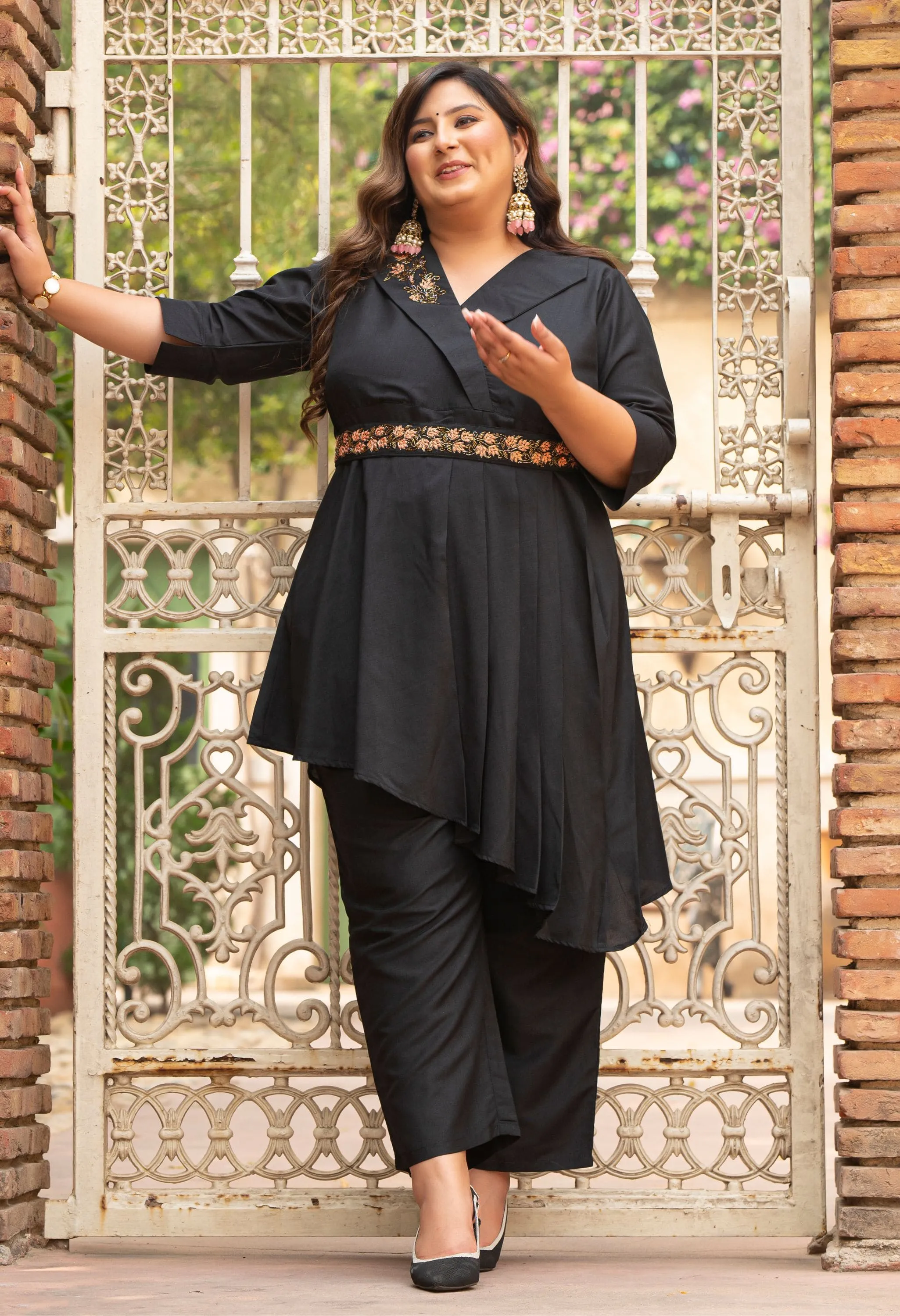 Plus Size Crystal Black Embellished Co-Ord Set with Belt