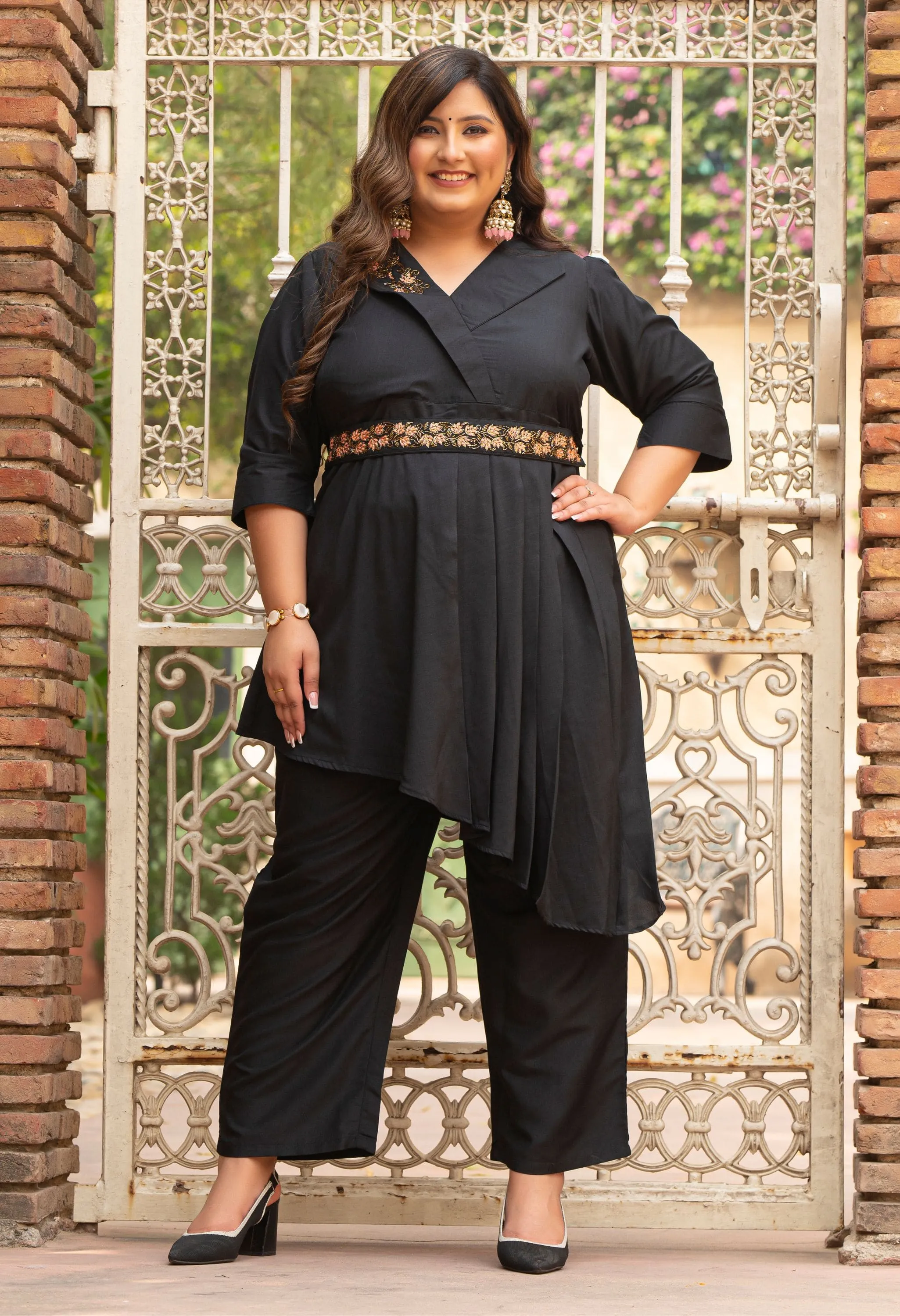 Plus Size Crystal Black Embellished Co-Ord Set with Belt