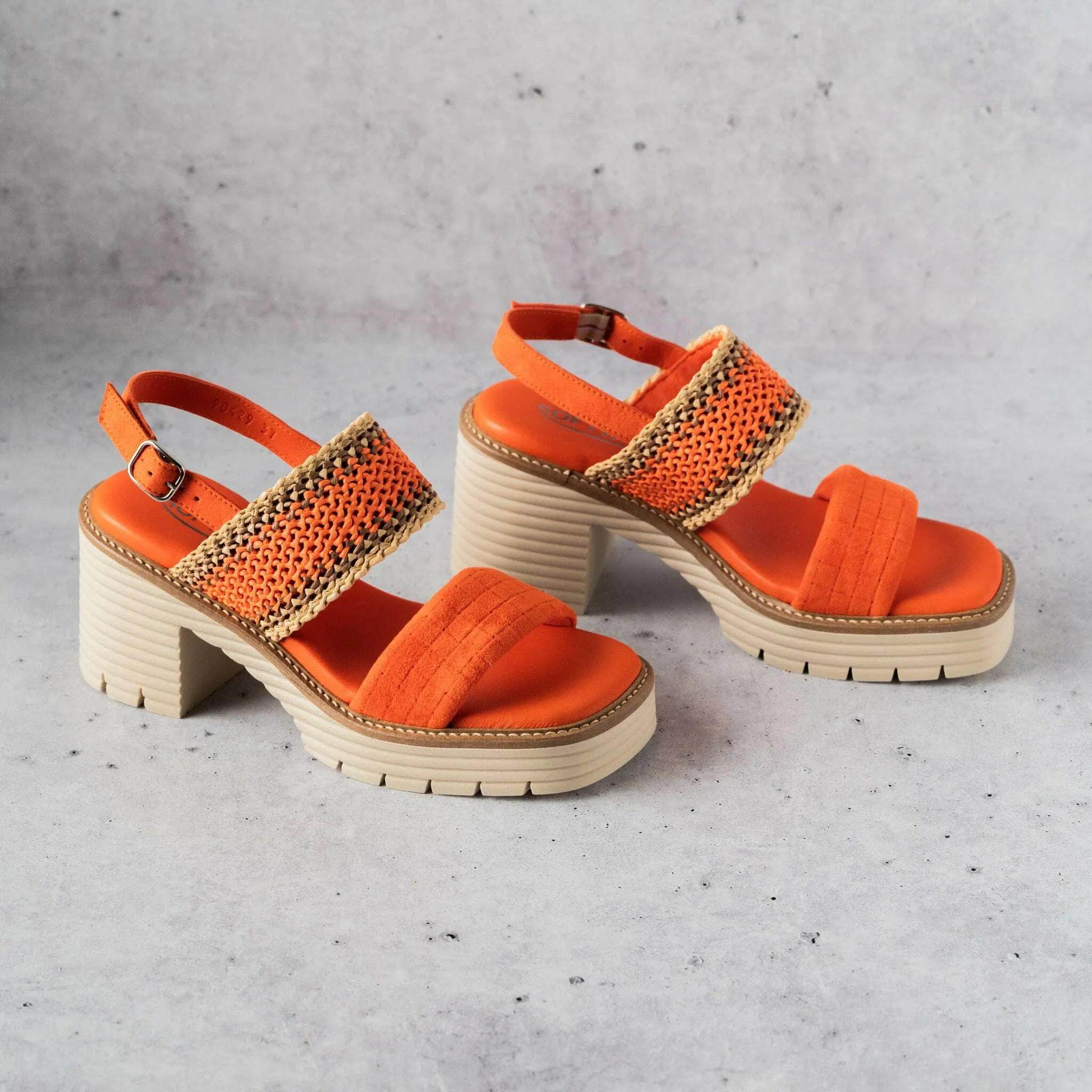 Softwaves - Becka - Orange Velour