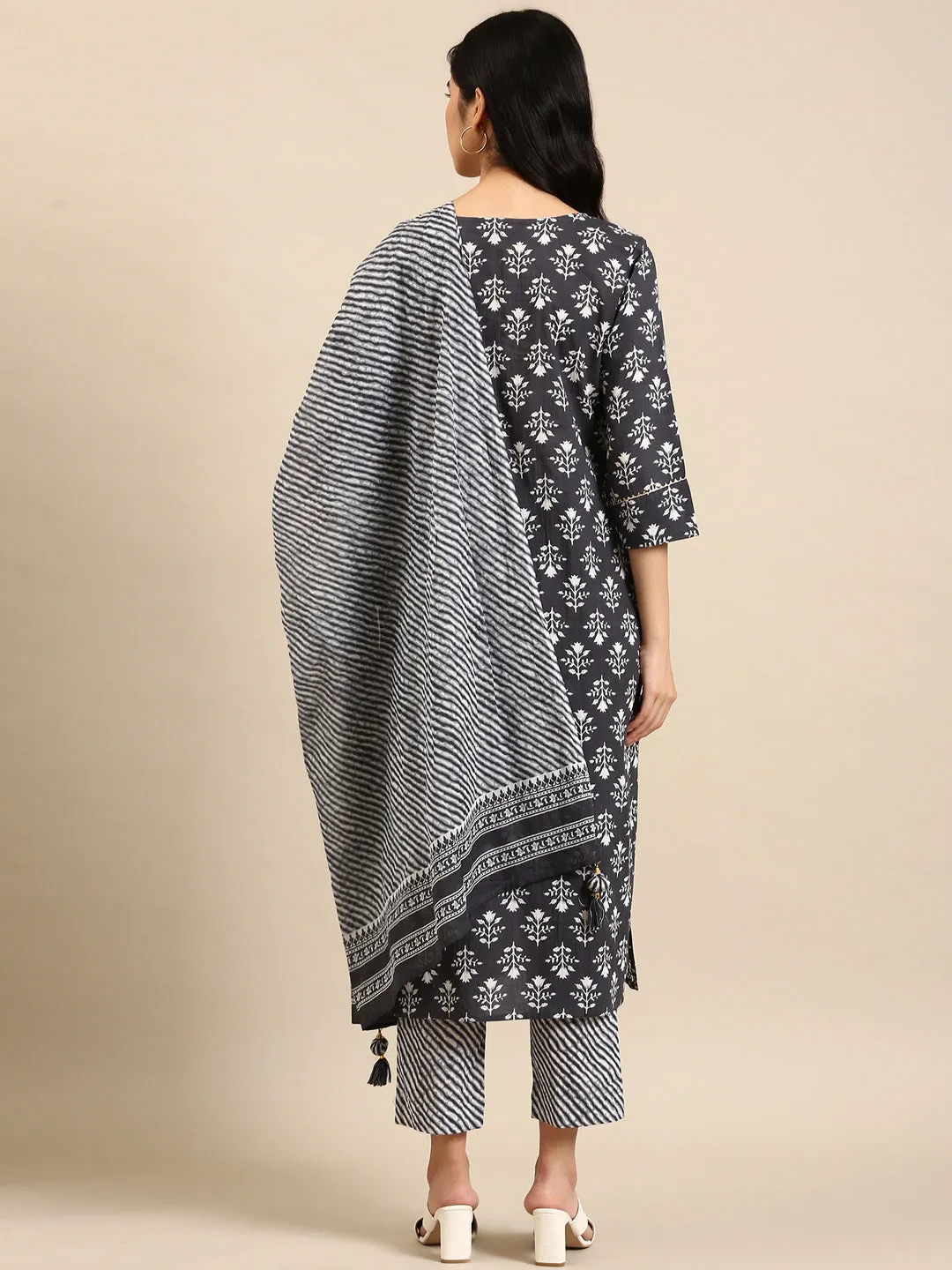 Women's Grey Floral Kurta Set